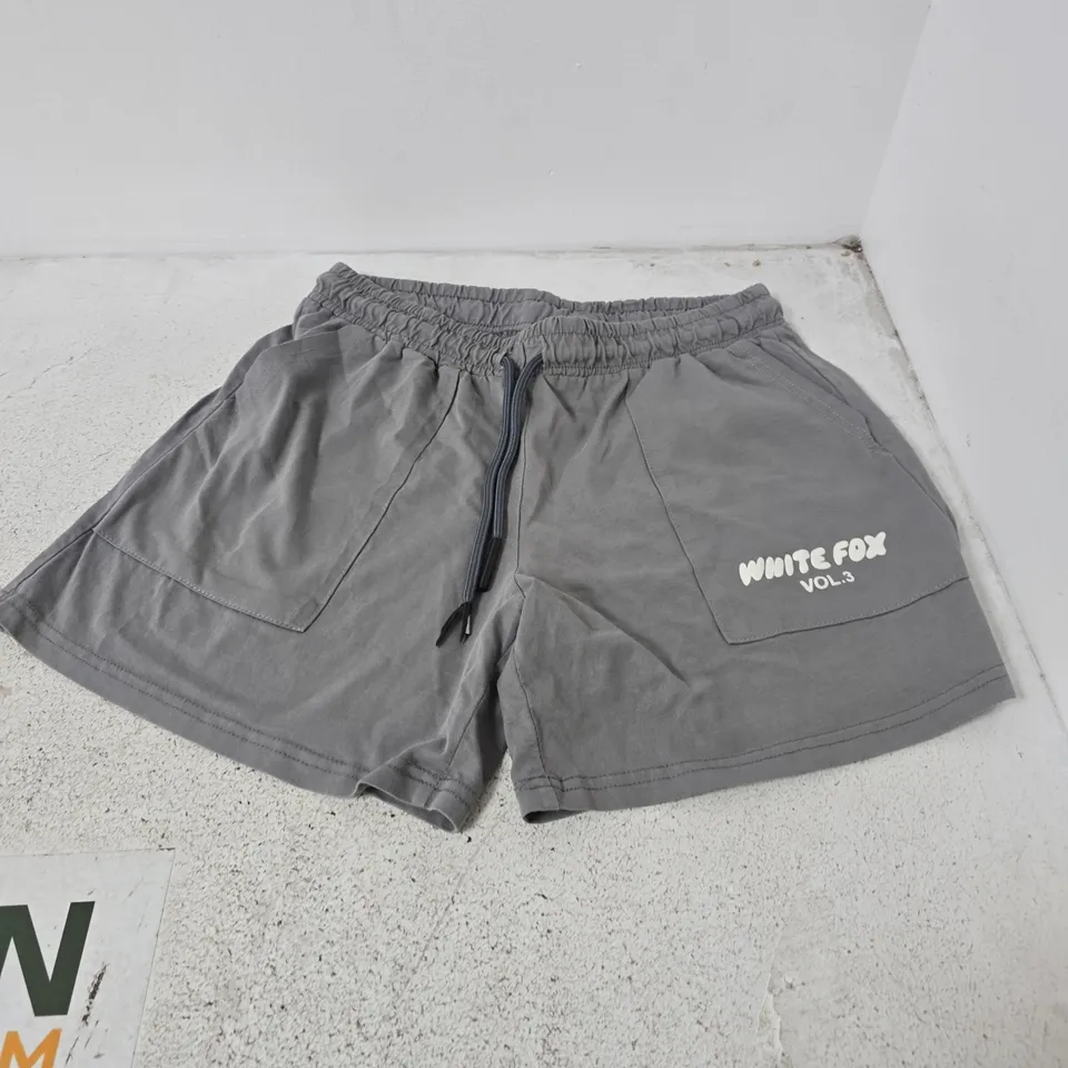 MEN'S GREY DRAWSTRING SHORTS – WHITE FOX VOL.3, UK XL