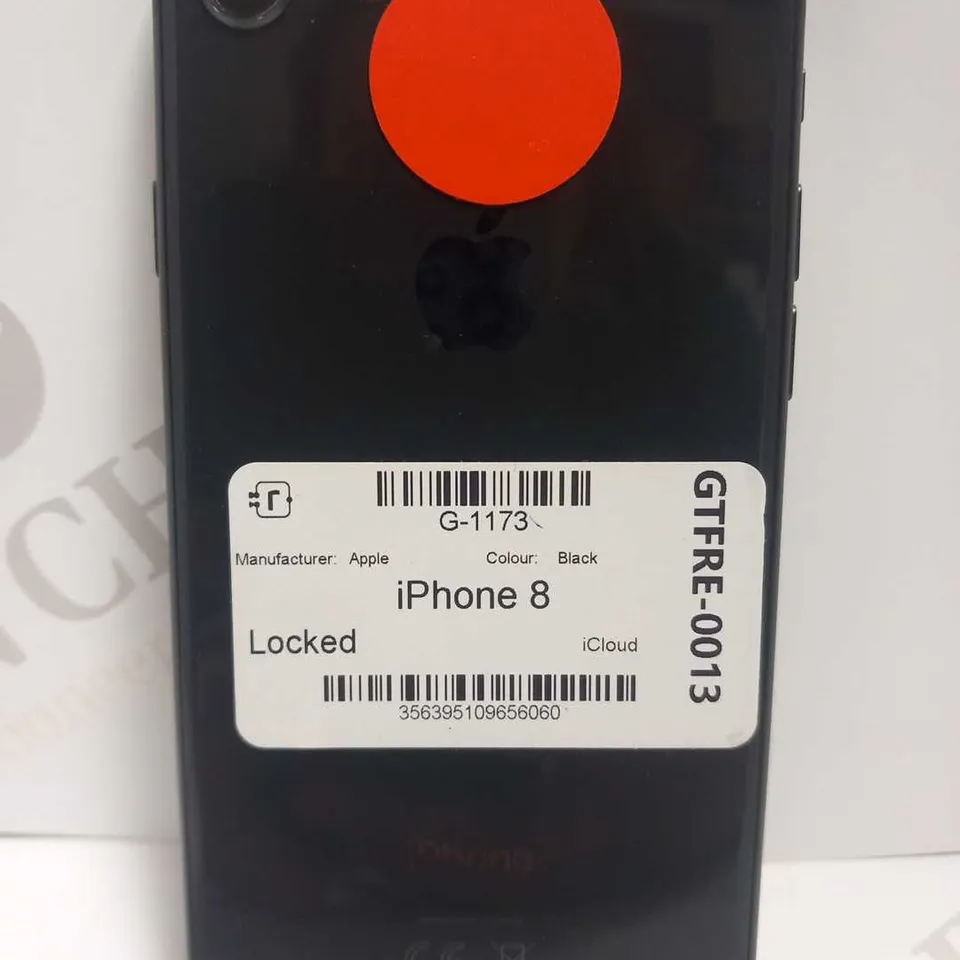 APPLE IPHONE 8 IN BLACK - LOCKED TO ICLOUD
