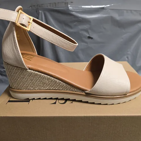 BOXED WHERES THAT FROM CREAM WEDGE SANDALS - UK 8