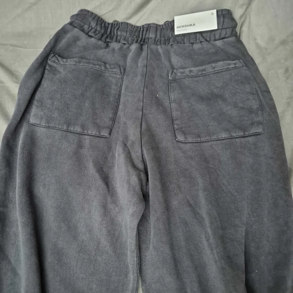 Bershka Men's Drawstring Joggers – Dark Grey, Size S