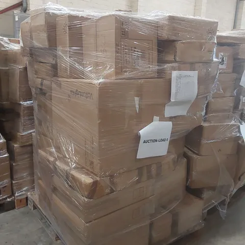 PALLET CONTAINING A VERY LARGE QUANTITY OF ASSORTED DESIGNER LIGHTING PRODUCTS