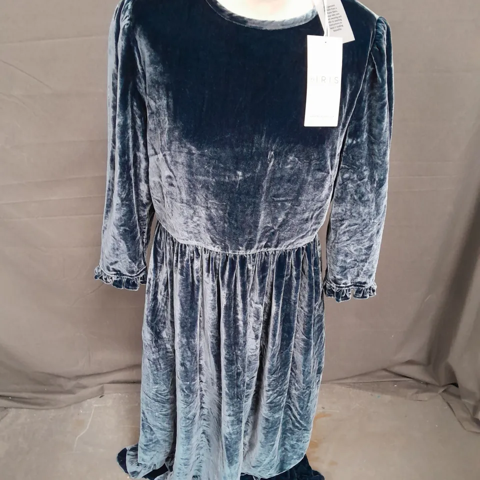 IRIS VELVET SHAE MAXI DRESS IN PETROL SIZE L
