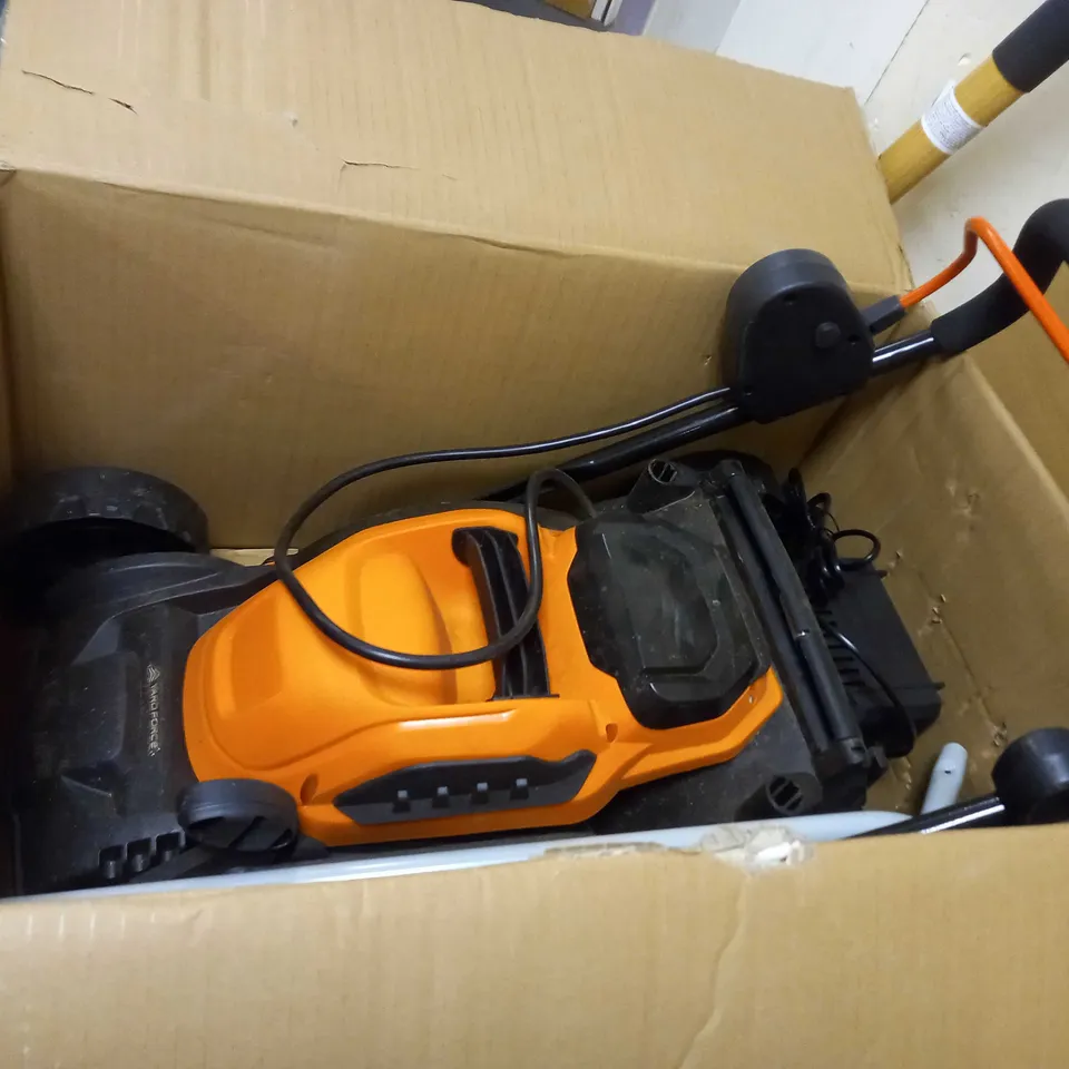 YARDFORCE 40V CORDLESS LAWNMOWER