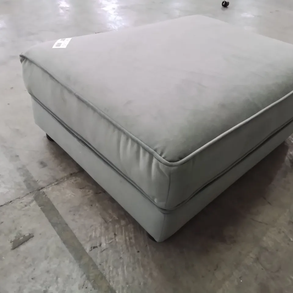 QUALITY BRITISH DESIGNER LOUNGE Co. FOOTSTOOL GREY PLUSH FABRIC 