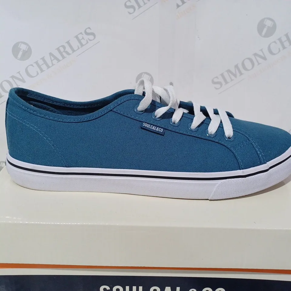 BOXED SOULCAL AND CO SUNRISE LACE SN00 SIZE 9