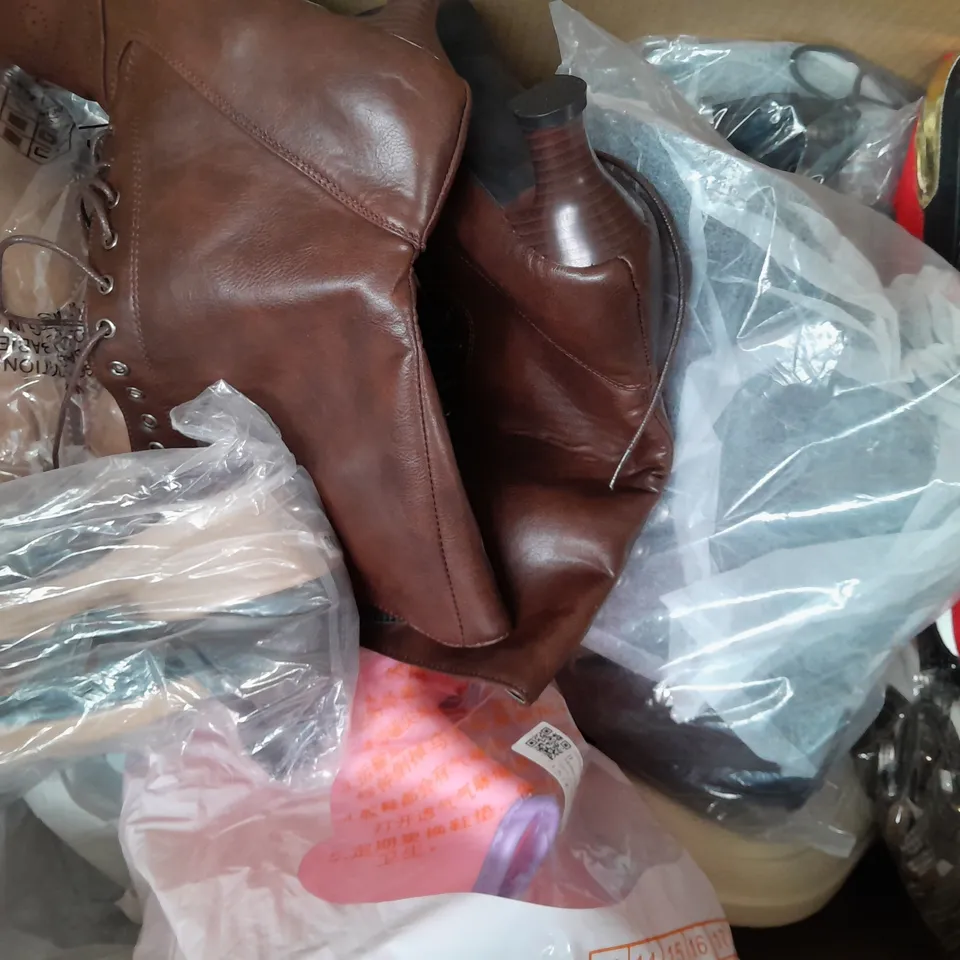 BOX OF APPROXIMATELY 15 ASSORTED PAIRS OF SHOES AND FOOTWEAR ITEMS IN VARIOUS COLOURS, STYLES, AND SIZES 