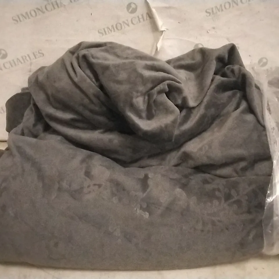 BAGGED CM OMB FLR 3PC DUVET CHARCOAL KING SIZED