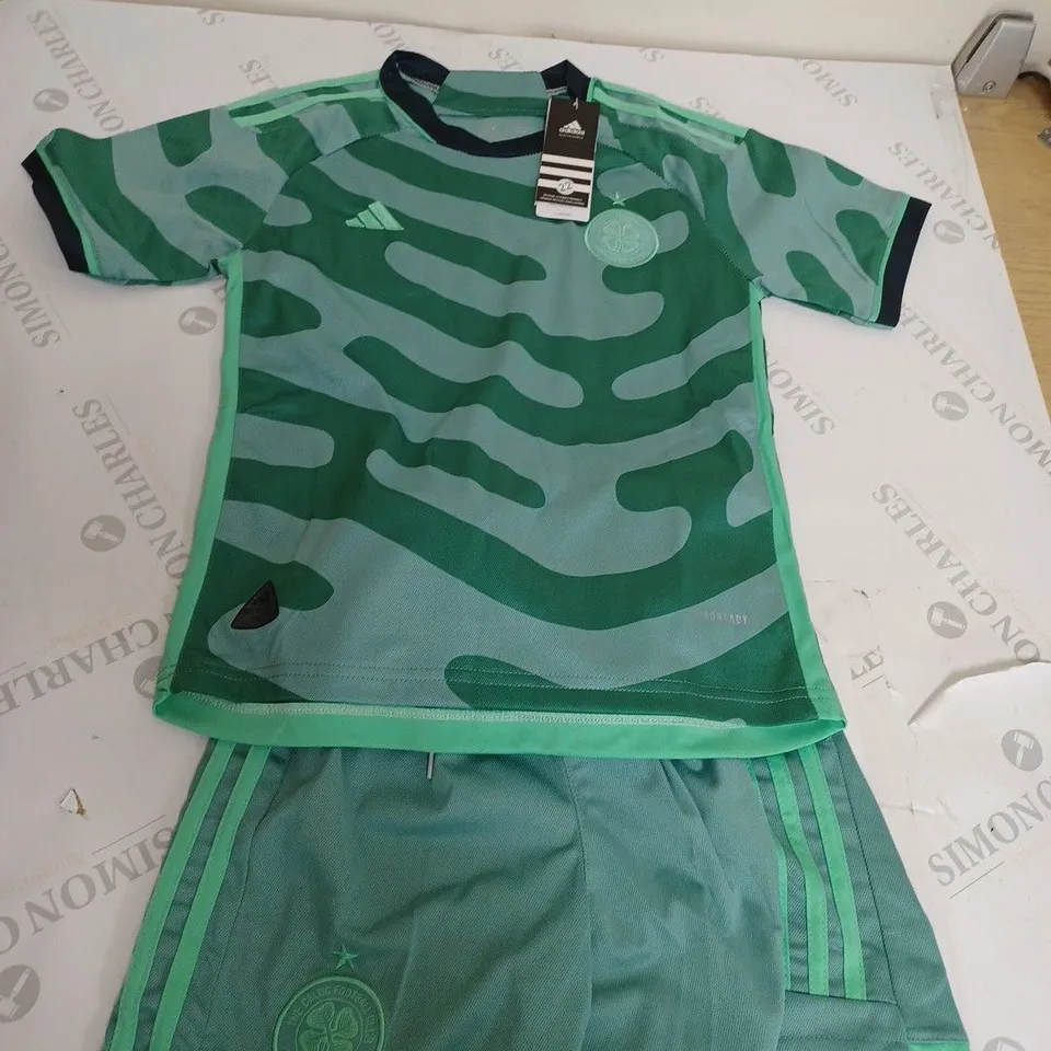 CELTIC FOOTBALL CUB FULL IT SIZE 22