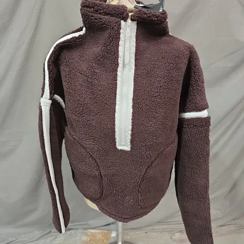 GYM COFFEE INDUSTRY FLEECE HALF ZIP JACKET – MOCHA BEAN, SIZE M