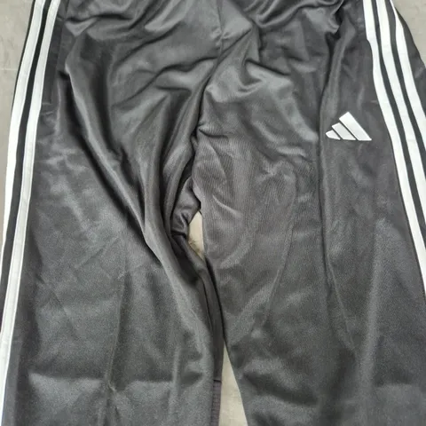 ADIDAS TIRO ES PNT TRACK PANTS – BLACK/WHITE, UK L