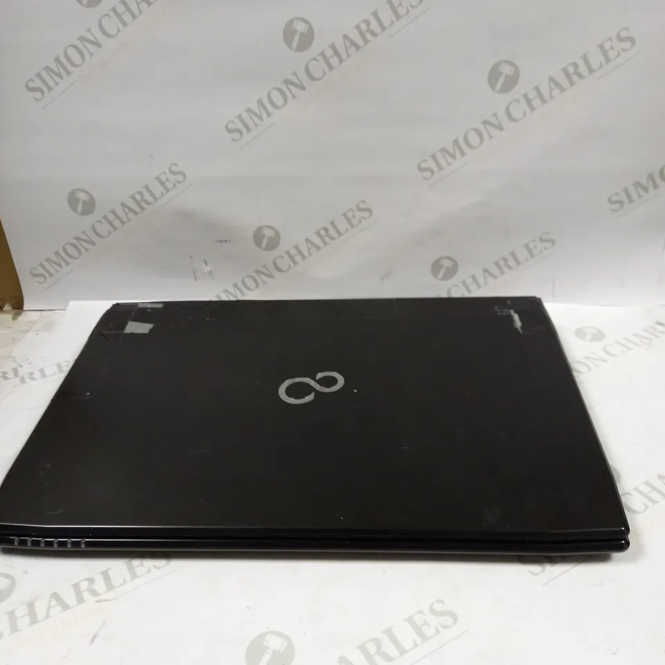 FUJITSU LIFEBOOK AH544 LAPTOP 