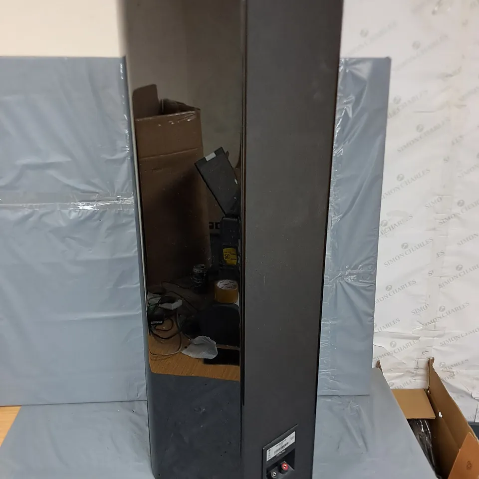 FOCAL ARIA 936 BLACK FLOORSTANDING SPEAKERS