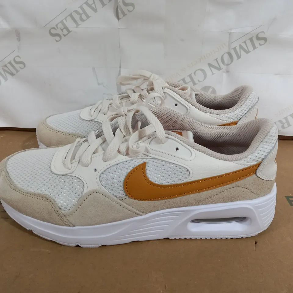 NIKE AIR MAX SC FOSSIL TRAINERS SIZE 5