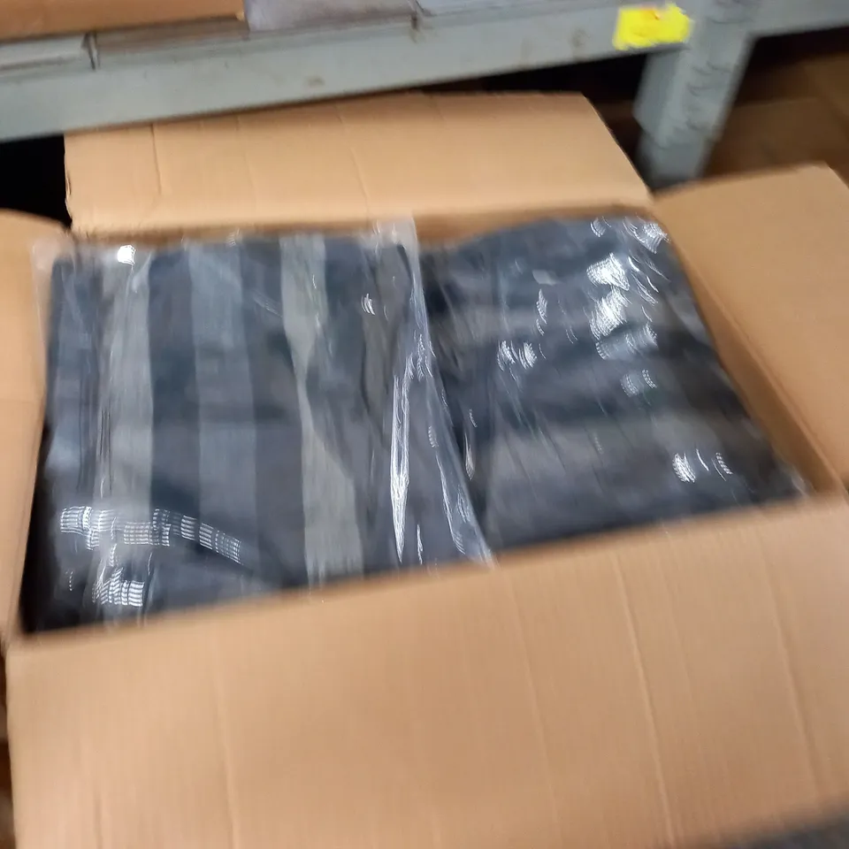 LOT OF APPROXIMATELY 30 AS NEW ROLL NECK JUMPERS - SIZE UNSPECIFIED