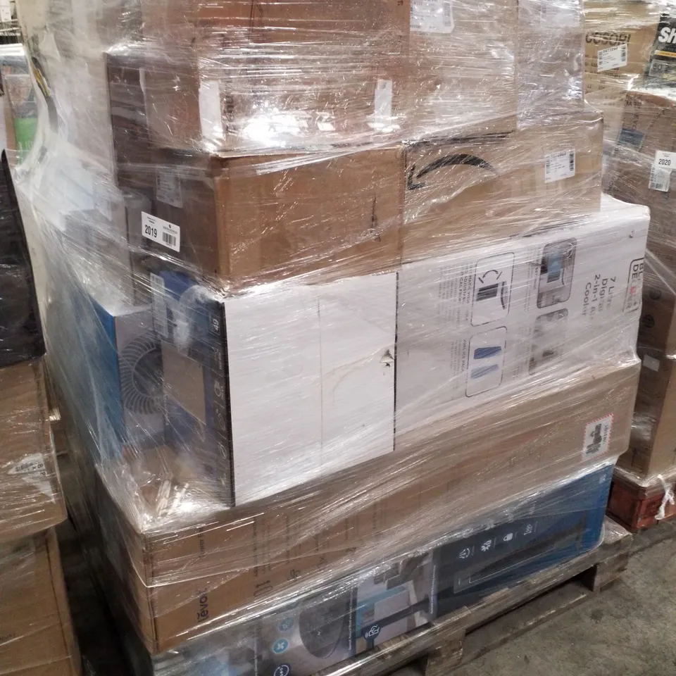 PALLET OF APPROXIMATELY 31 UNPROCESSED RAW RETURN HOUSEHOLD AND ELECTRICAL GOODS TO INCLUDE;