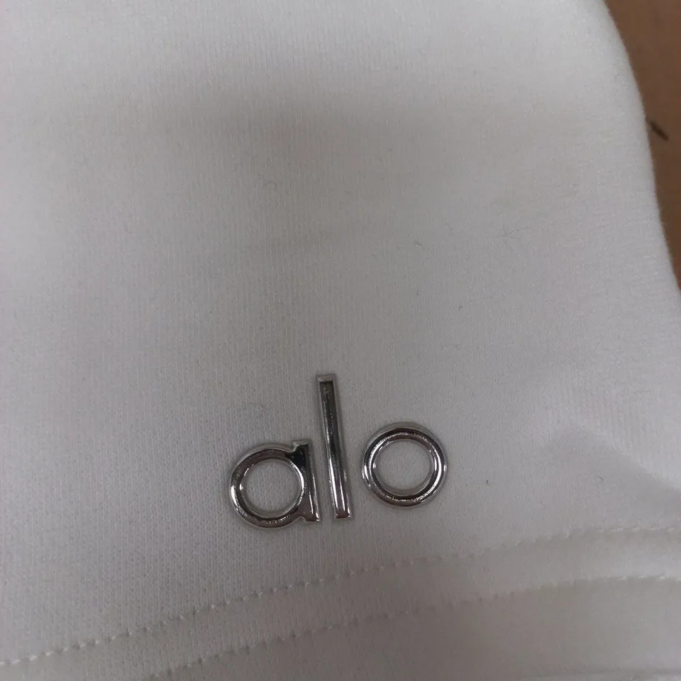ALO YOGA WHITE SHORTS