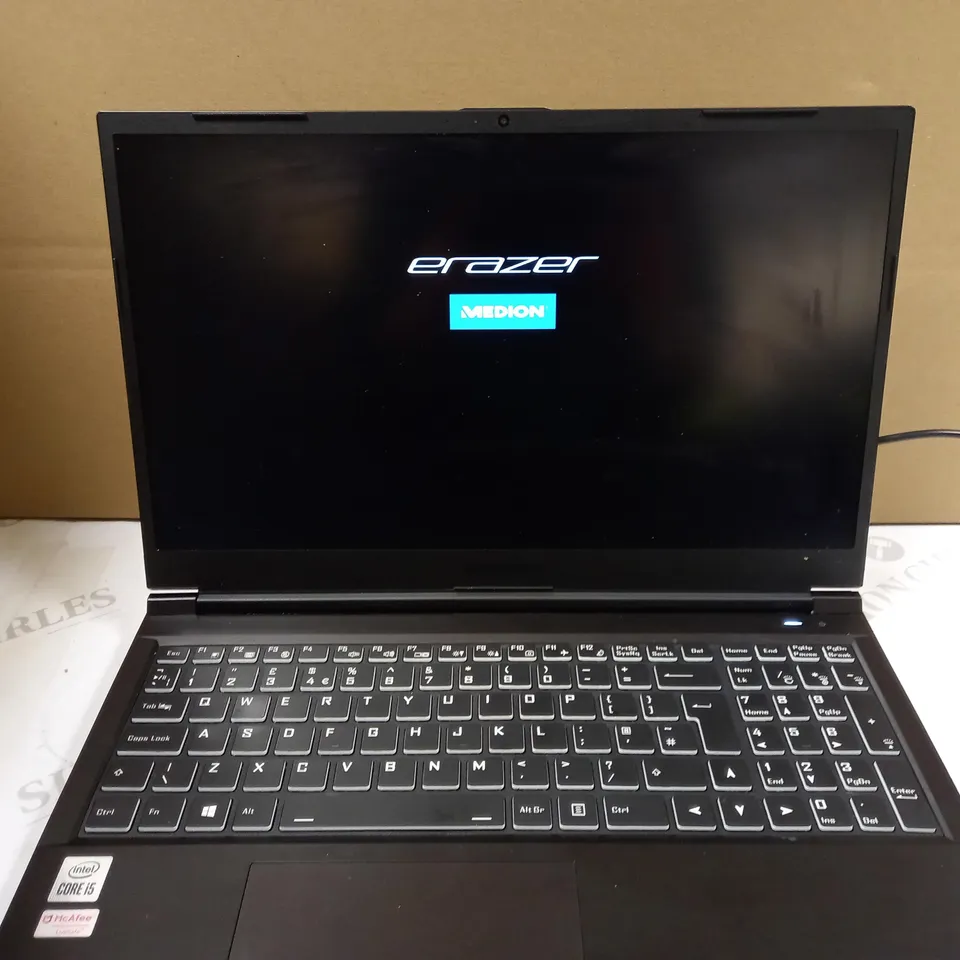MEDION CRAWLER E10 CORE I5-10300H 8GB 512GB SSD 15.6 INCH GEFORCE GTX 1650 WINDOWS 10 GAMING LAPTOP