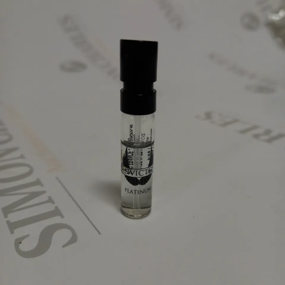 INVICTUS PLATINUM PACO RABANNE EAU DE PARFUM - SET OF 120 X 1.2ML