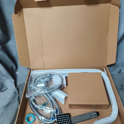 BOXED SHOWER KIT 