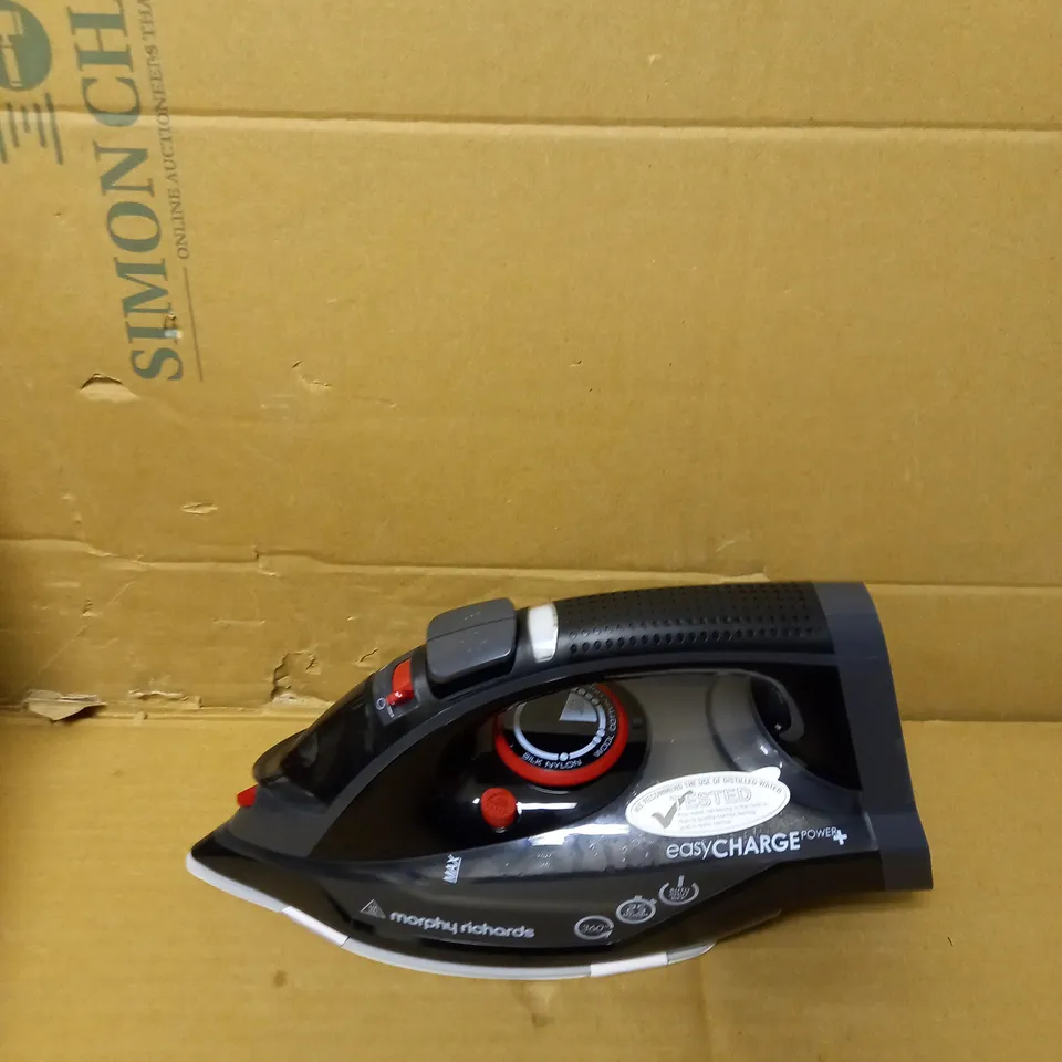 MORPHY RICHARDS IRON
