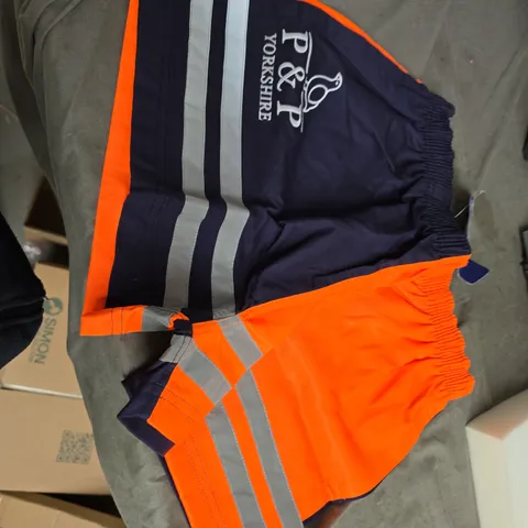 PAIGE & PARTRIDGE YORKSHIRE HI-VIS SAFETY SHORTS – LARGE