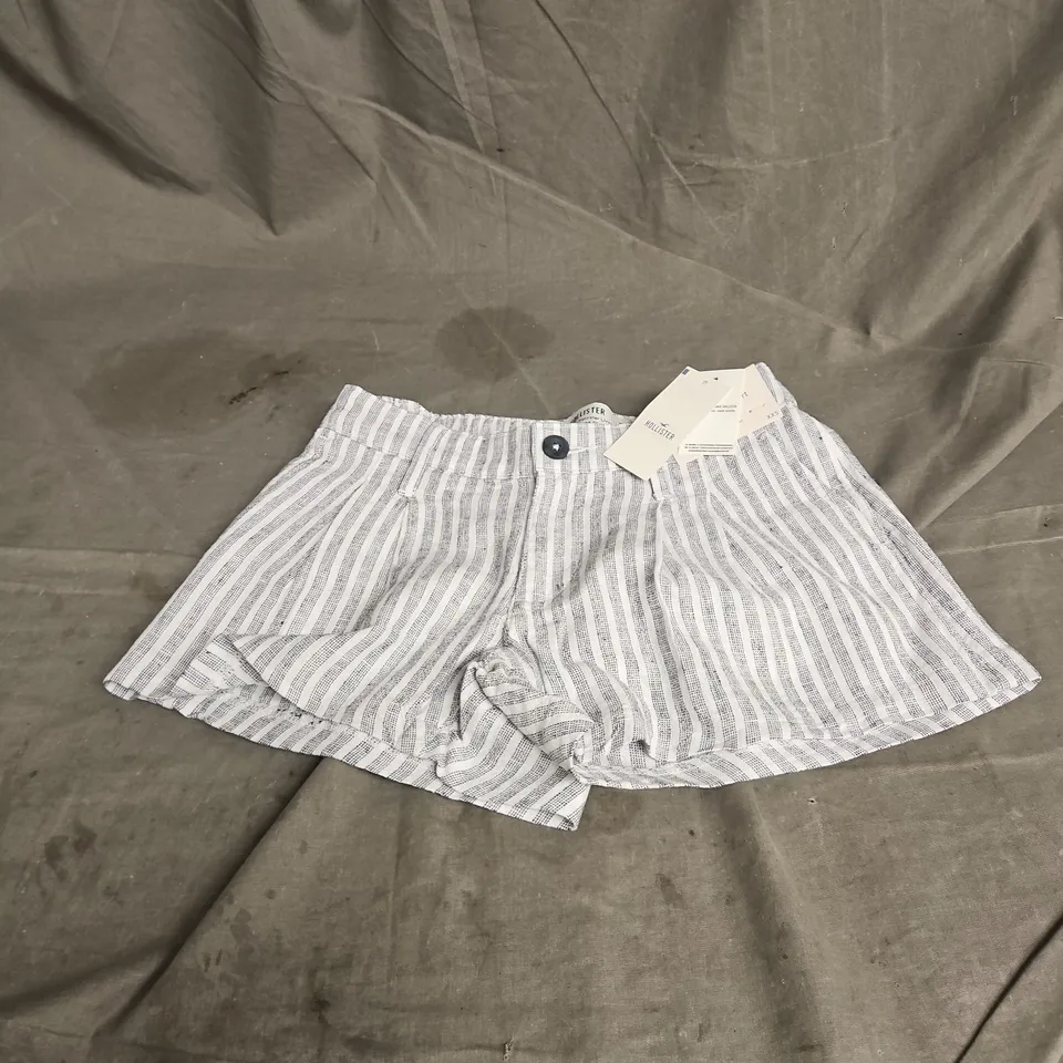 HOLLISTER LIVVY LINEN BLEND SHORTS IN NAVY STRIPE SIZE XXS