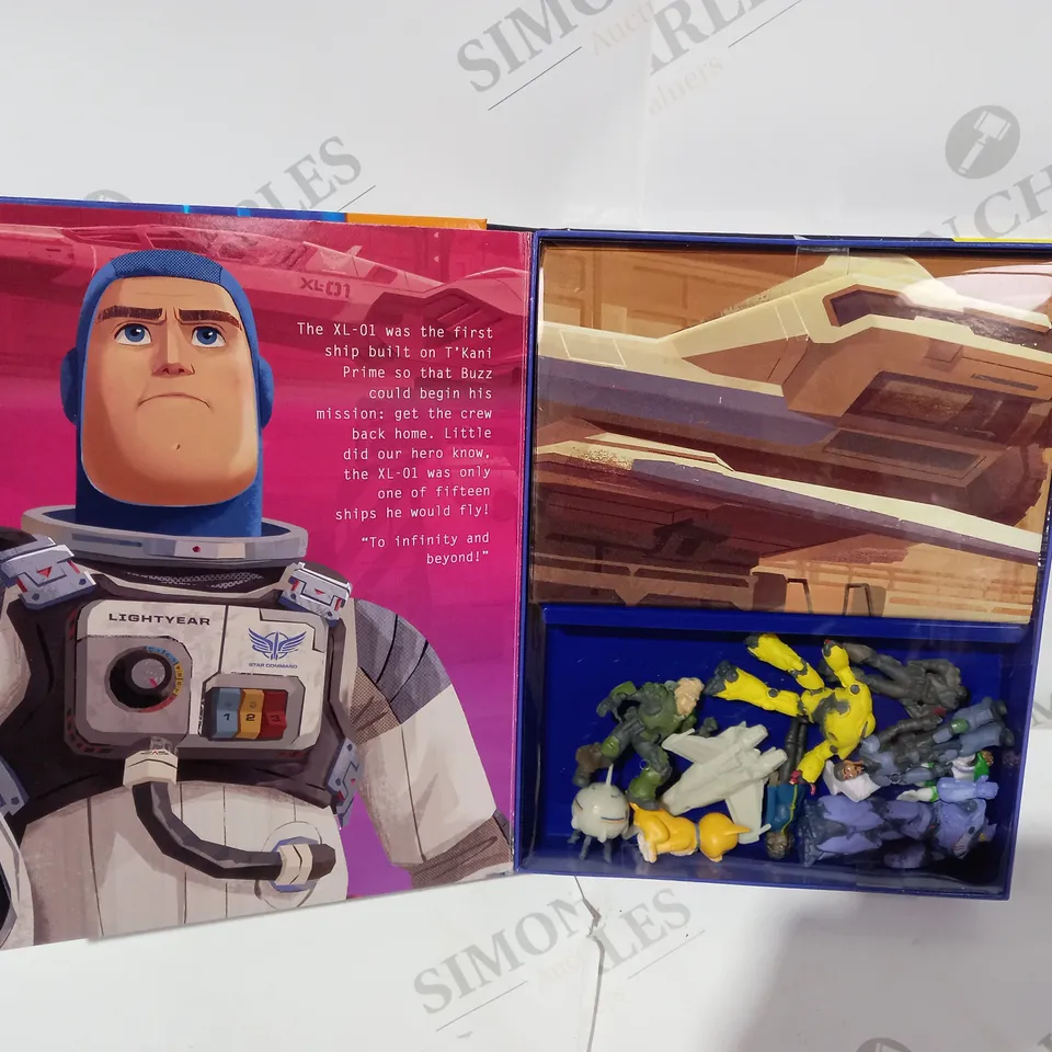 APPROXIMETLY 5 BRAND DISNEY LIGHTYEAR MY BUSY BOOKS INCLUDING PLAYMAT AND FIGURES