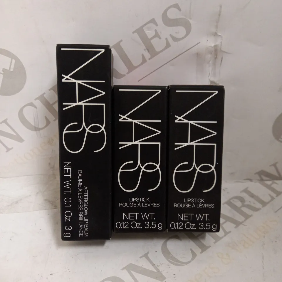 LOT OF 3 ASSORTED NARS PRODUCTS TO INCLUDE AFTERGLOW LIP BALM - WICKED WAYS, SATIN LIPSTICK - JUNGLE RED & AFGHAN RED 
