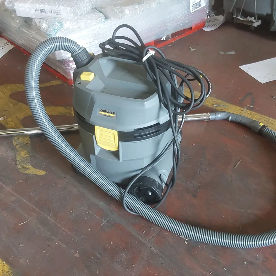 BRAND NEW KARCHER NT 22/1 AP VACUUM CLEANER