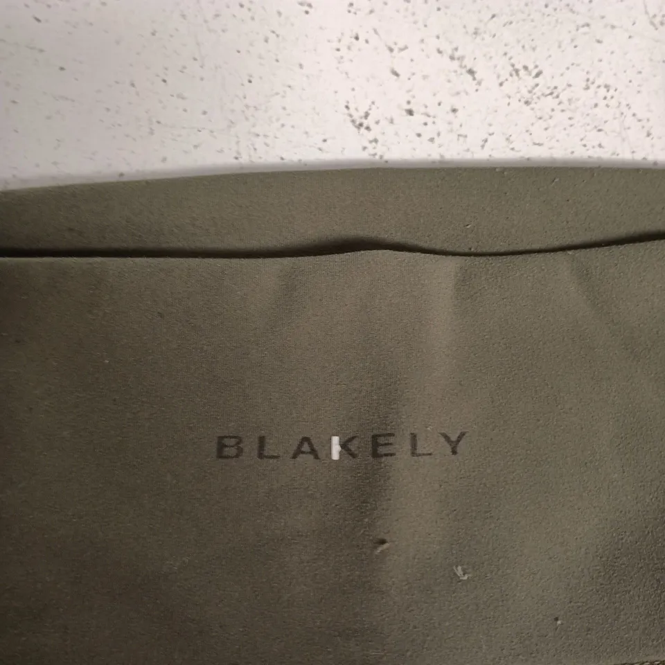 BLAKELY OLIVE GREEN LEGGINGS – FULL-LENGTH