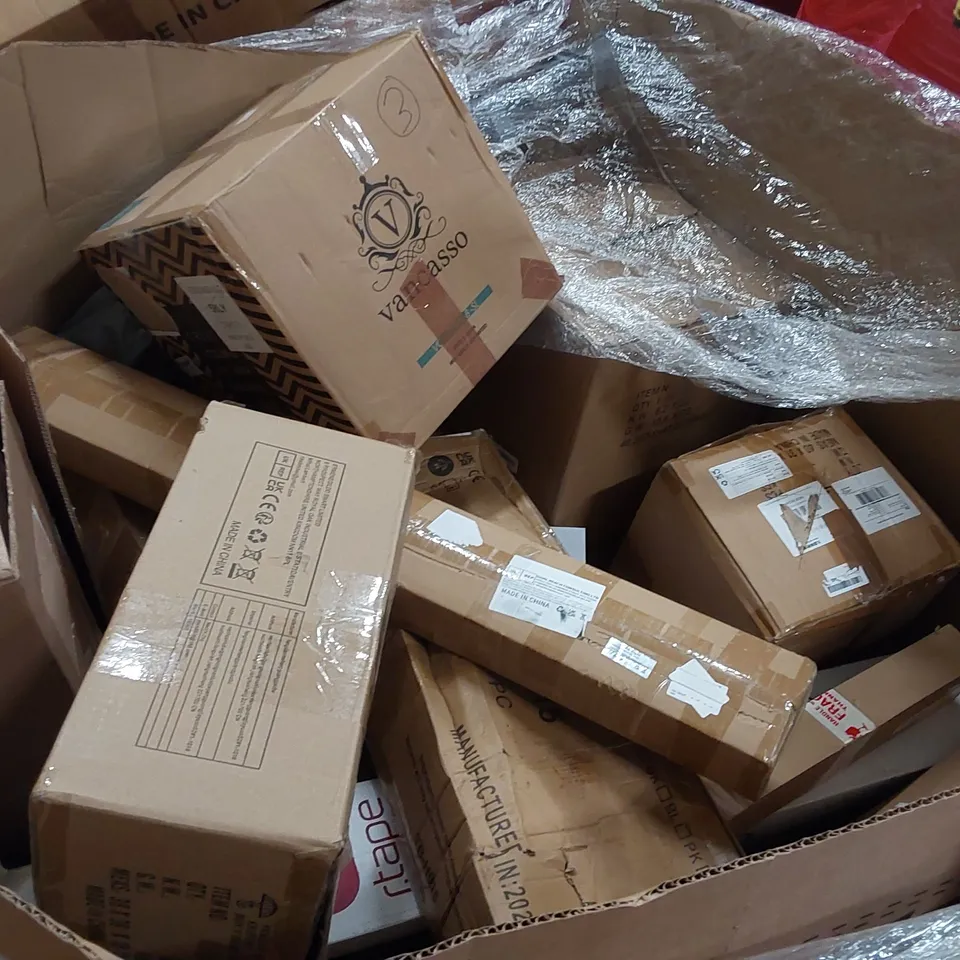 PALLET OF ASSORTED CONSUMER PRODUCTS TO INCLUDE: BABY PLAY SET, OFFICE CHAIR, RUG, STEERING WHEEL LOCK, RETRACTABLE SAFETY GATE ECT