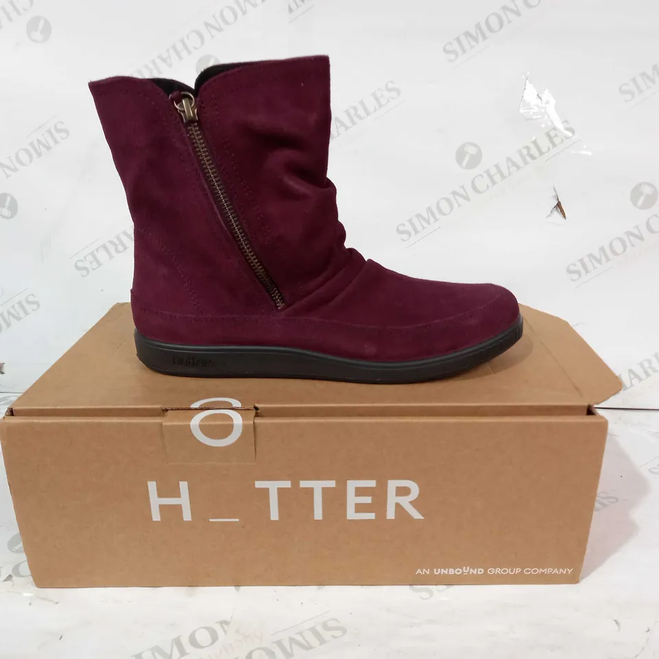 BOXED PAIR OF HOTTER PIXIE III FAUX SUEDE ANKLE BOOTS IN WINE RED UK SIZE 5