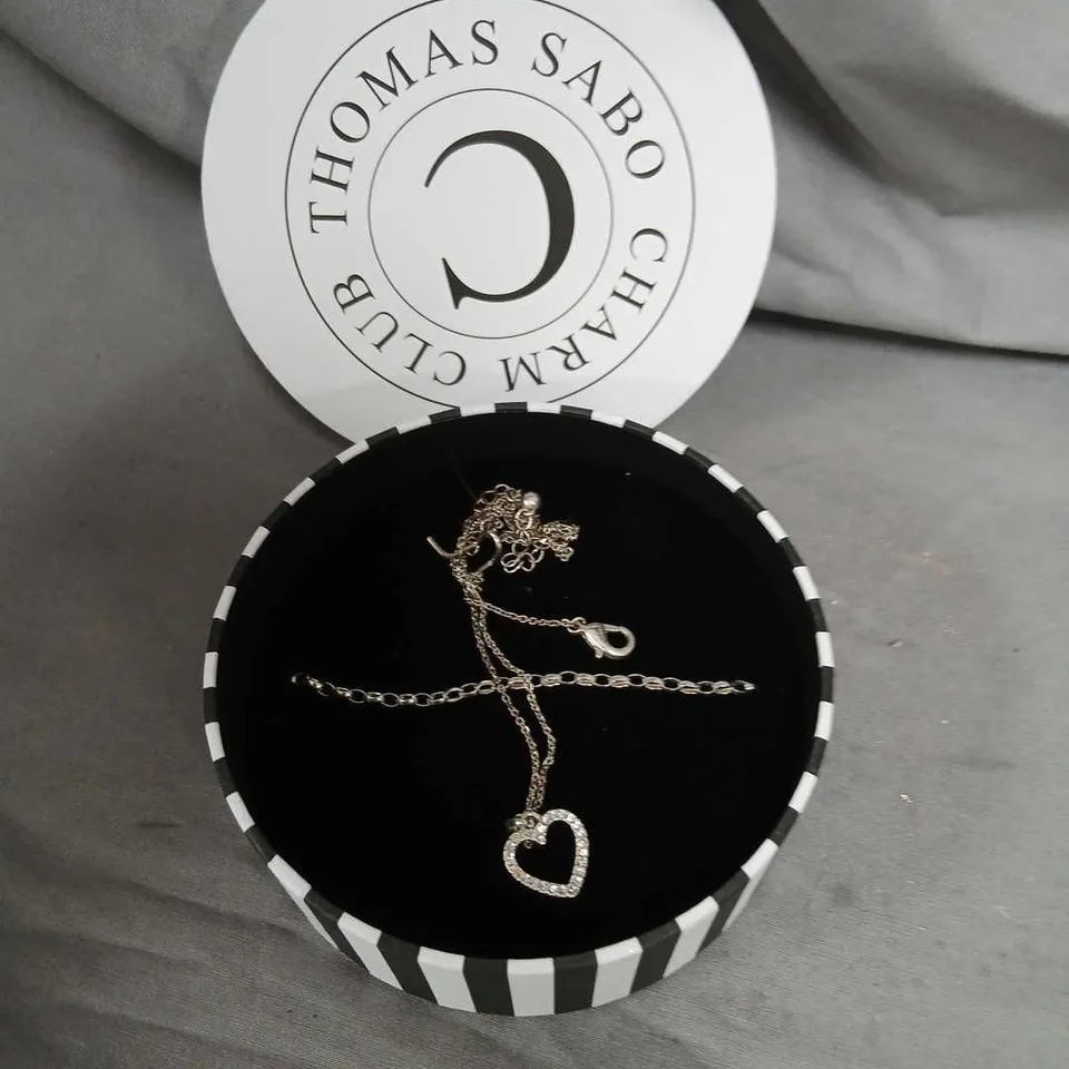 THOMAS SABO CHARM CLUB NECKLACE WITH HEART PENDANT - SILVER TONE, IN PRESENTATION BOX