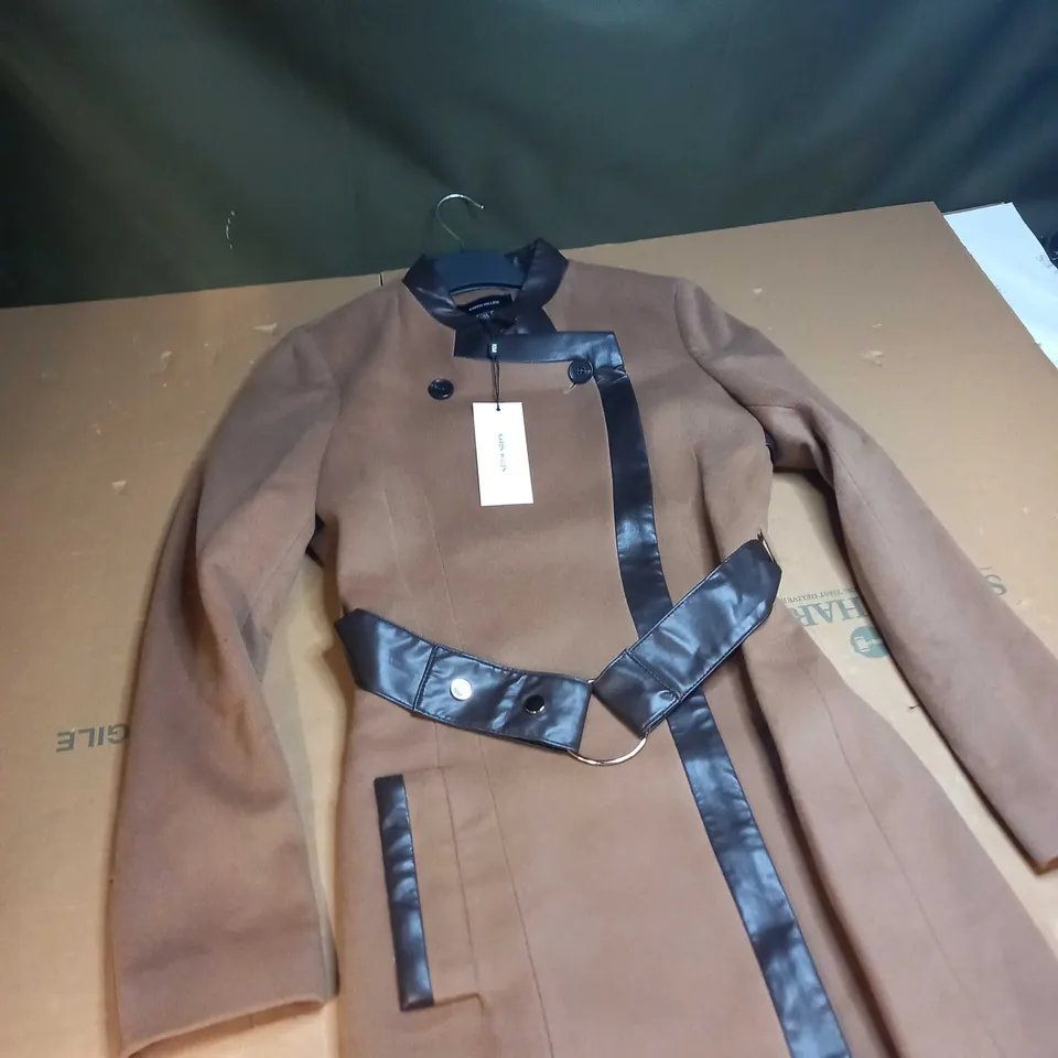 KAREN MILLEN ITALIAN WOOL BLEND TAB DETAIL COAT SIZE 8