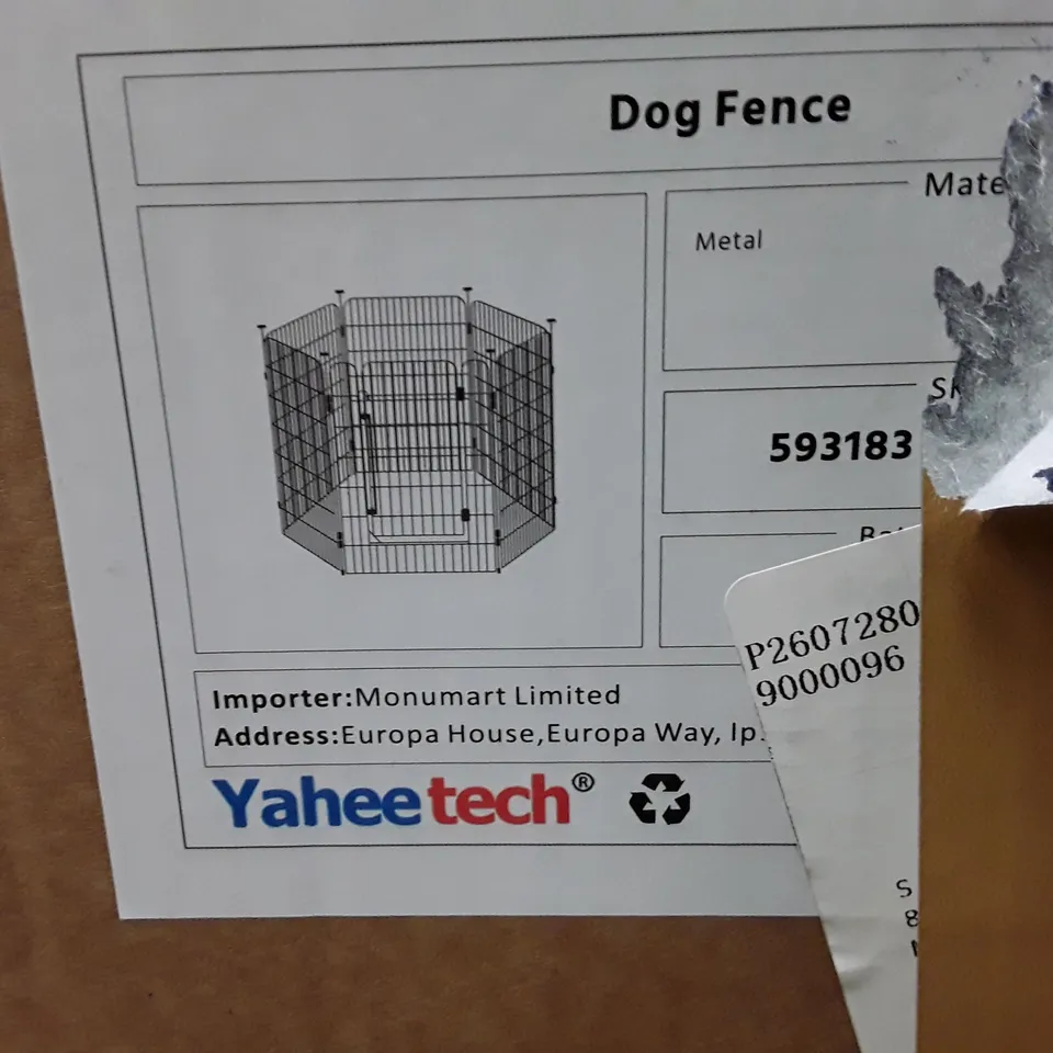 BOXED YAHEETECH 6 PANEL DOG FENCE