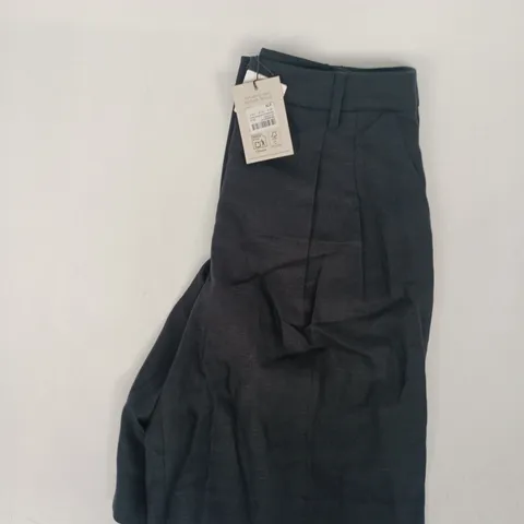 BAGGED NOBODY'S CHILD BERMUDA LINEN BLEND SHORTS IN BLACK SIZE UK 10