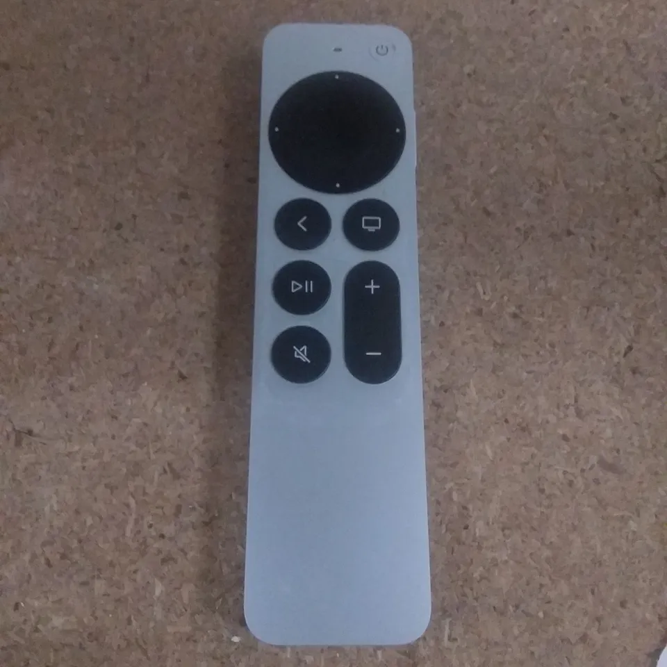 APPLE TV REMOTE 
