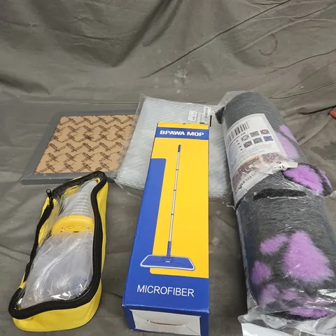 BOX OF APPROXIMATELY 12 ASSORTED HOUSEHOLD ITEMS TO INCLUDE - MICROFIBER MOP - CLAR FILE HOLDERS - PHOTO FRAME - ETC