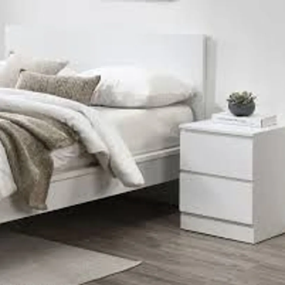 BOXED OSLO BEDSIDE TABLE - WHITE (1 BOX)