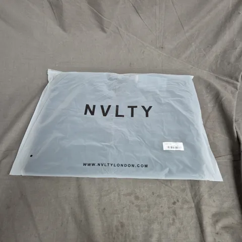NVLTY LONDON VINTAGE NYLON WINDBREAKER – BLACK  - SIZE L