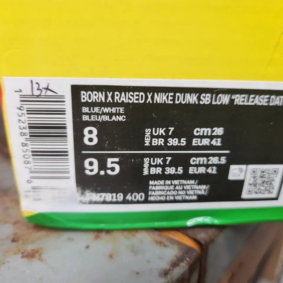 BOXED NIKE SB DUNKS LOW - ONE BLOCK AT A TIME SIZE 7
