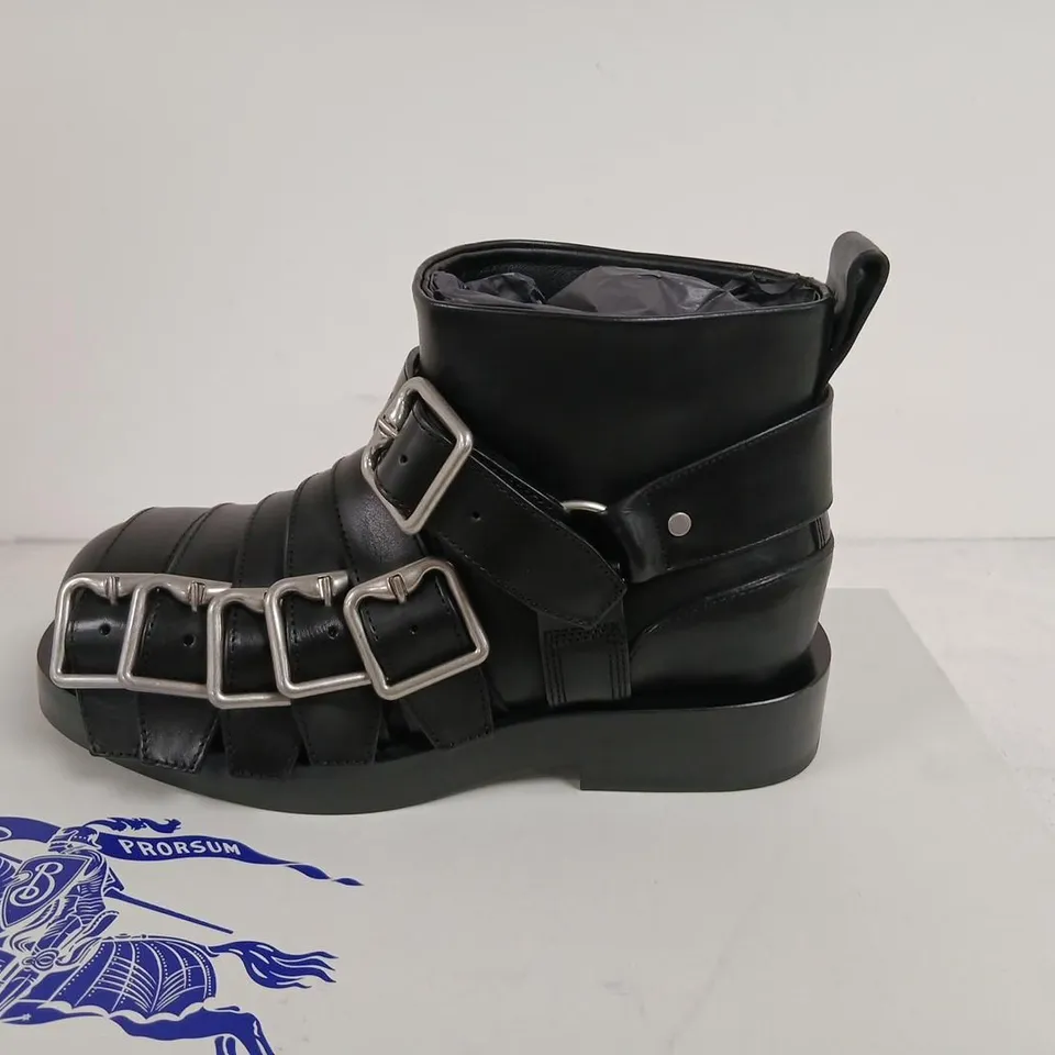 BURBERRY ALF ROPER BOOT – LEATHER ANKLE BOOT, BLACK, UK 3 (EU 36)