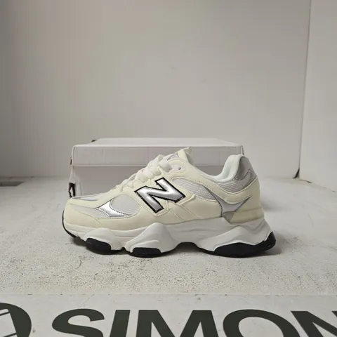 NEW BALANCE SNEAKERS – CREAM/WHITE WITH N LOGO (MEN'S) SIZE UK 4