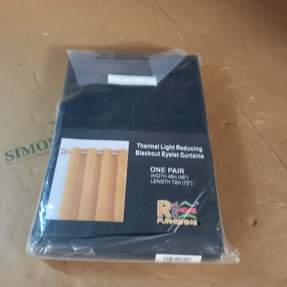 THERMAL LIGHT REDUCING BLACKOUT EYELET CURTAINS - 46" X 72"