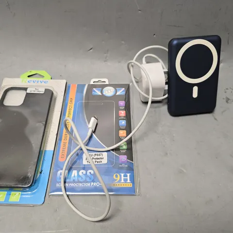 APPROXIMATELY 10 ASSORTED ITEMS TO INCLUDE - POWER BANK , LIGHTNING PLUG , REVIVE PHONE CASES ETC