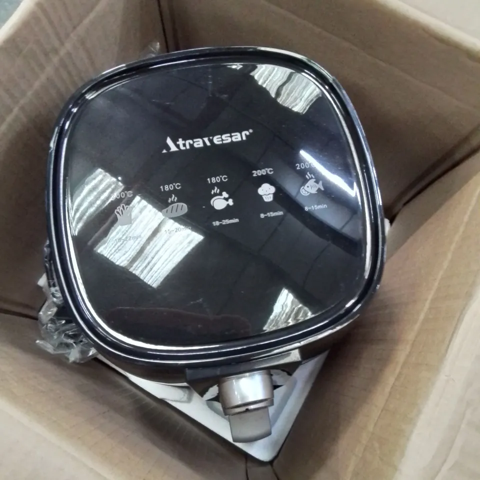 BOXED ATRAVESAR ZNC261A-K AIR FRYER 