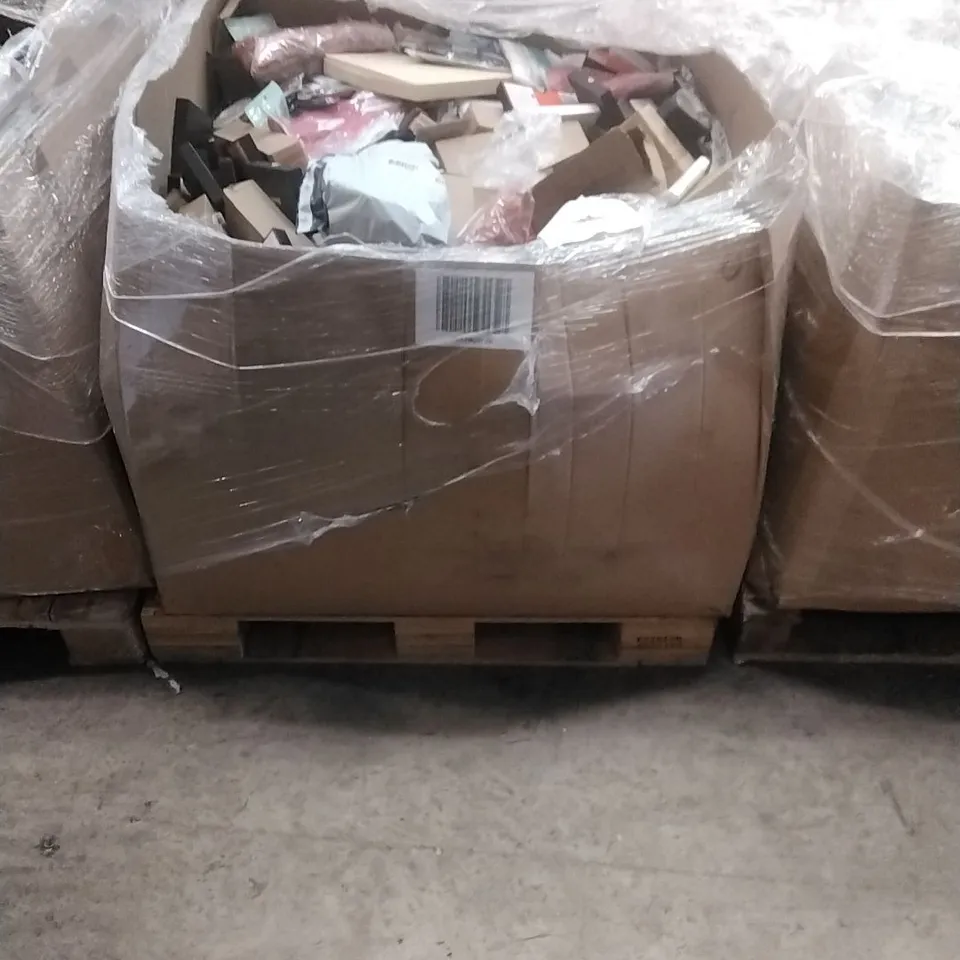 PALLET OF PHONE CASES HOME DECOR, JEWELRY, TOOLS & CHRISTMAS CRAFTS ETC