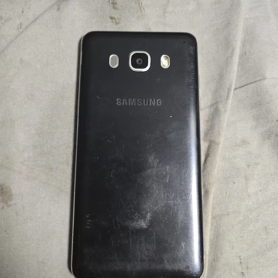 SAMSUNG GALAXY J5 SMARTPHONE