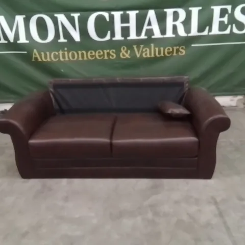 QUALITY DESIGNER LEATHER ROLL ARM SOFA (BACK CUSHIONS MISSING)