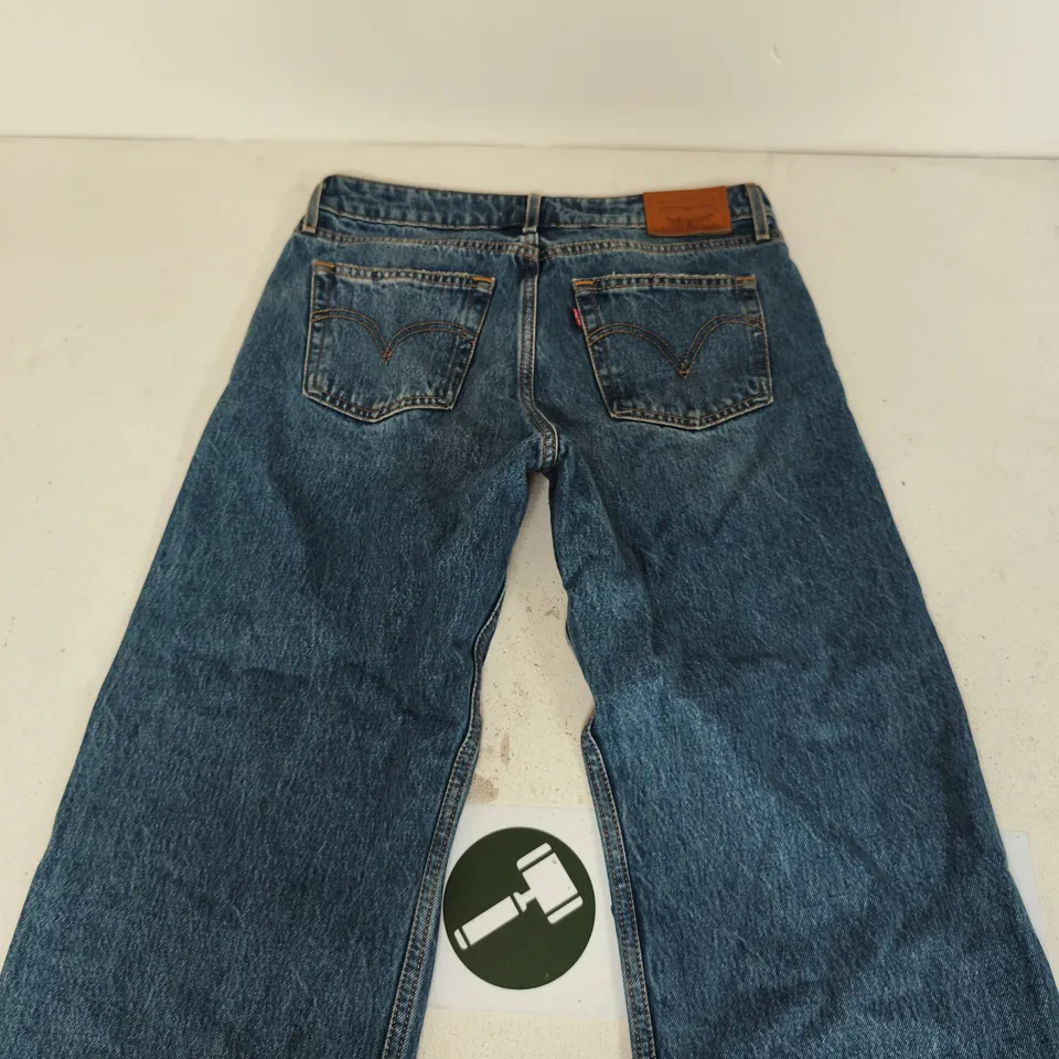 LEVI'S PREMIUM LOW LOOSE JEANS – UK 27